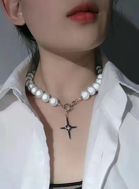 2022新款潮珍珠小众设计感十字架项链高品质串珠简约X锁骨链女颈