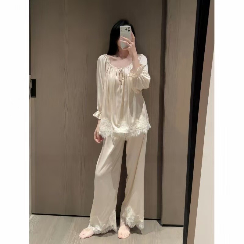 冰丝缎面法式蕾丝女睡衣套装