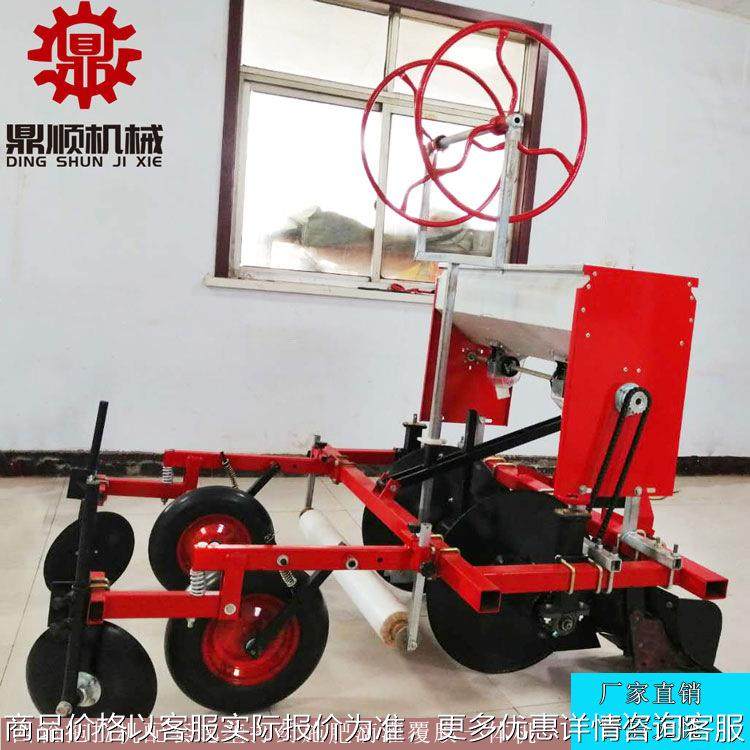 种草莓烤烟起垄覆膜机 农用四轮车带打药施肥滴灌铺盖地膜机