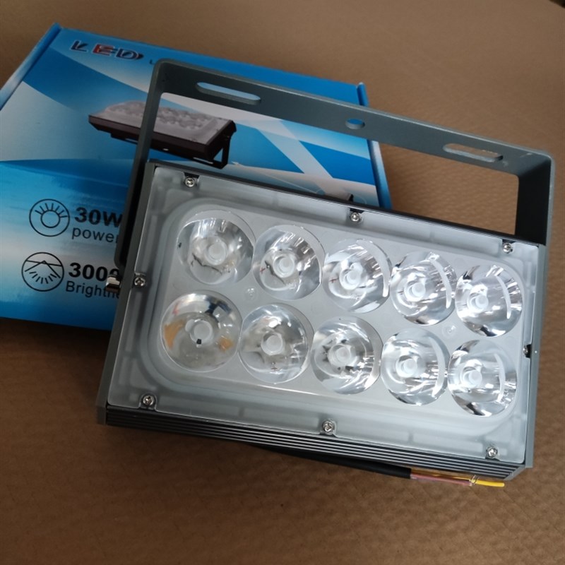 一束光聚光射灯led户外防水园林投光灯强光洗墙方形激光灯光束灯