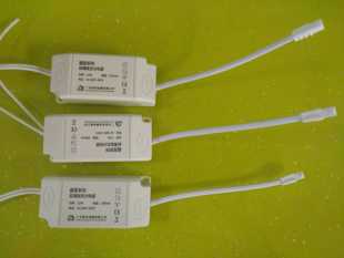 AC180V 330mA 265V 顺冠晶莹系列超薄直发光电源52w 信华电器