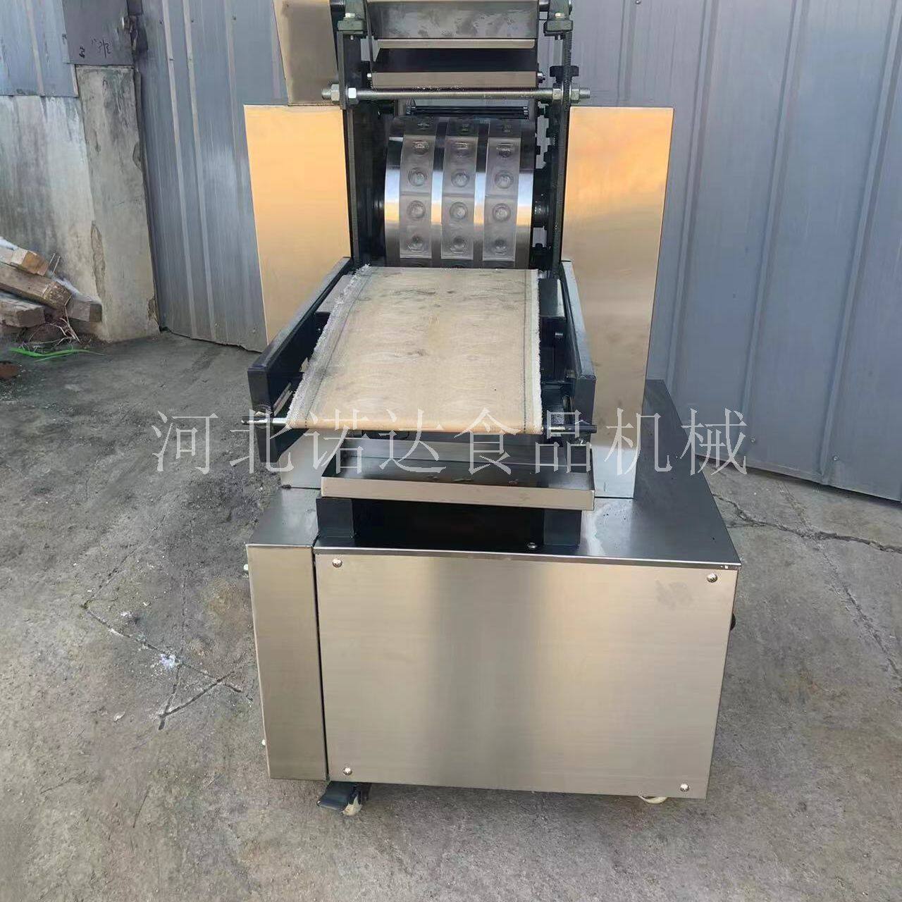 全自动桃酥饼干机卡通曲奇饼干成型摆盘一体机模具商用新款工厂