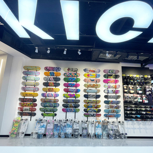 滑板托定做滑板挂钩支q架滑板店装修货架雪板挂钩陆地板冲浪板配