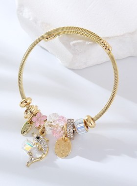 新款不锈钢合金金色手镯女高级感气质简约手链个性百搭吊坠手环批