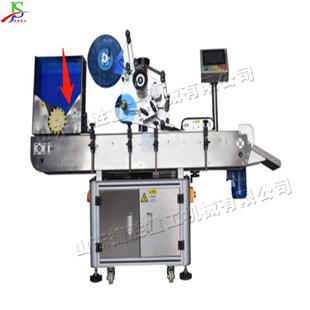 贴标设备 Round bottle labeling machine 全自动圆瓶贴标机