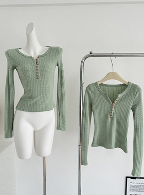 复古绿色亨利领内搭针织打底衫女冬季新款巨好看毛衣小上衣