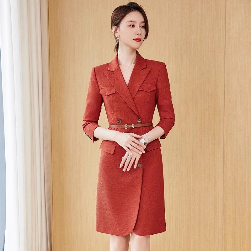 主持人礼服女正式场合西装裙气质修身橘红色连衣裙端庄大气高级感