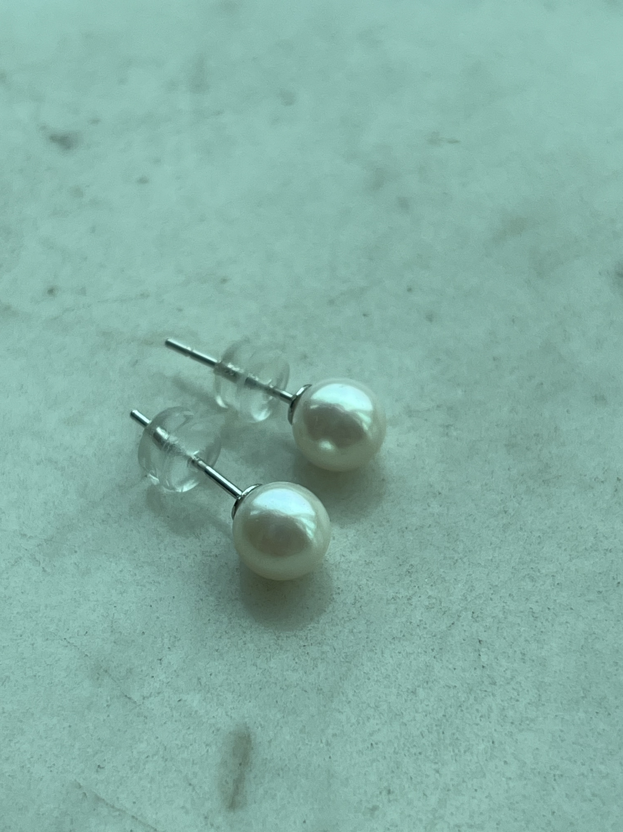 天然极光淡水ak珍珠耳钉女S925纯银耳针空姐耳钉经典款百搭耳饰