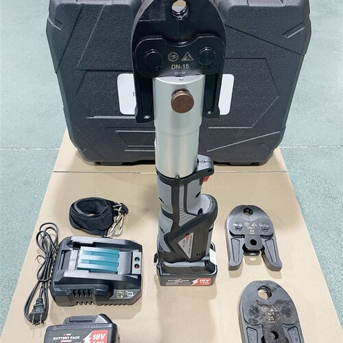 充电不锈钢水管卡压钳压接PM-1550压接钳便携电动液压压管钳DN50