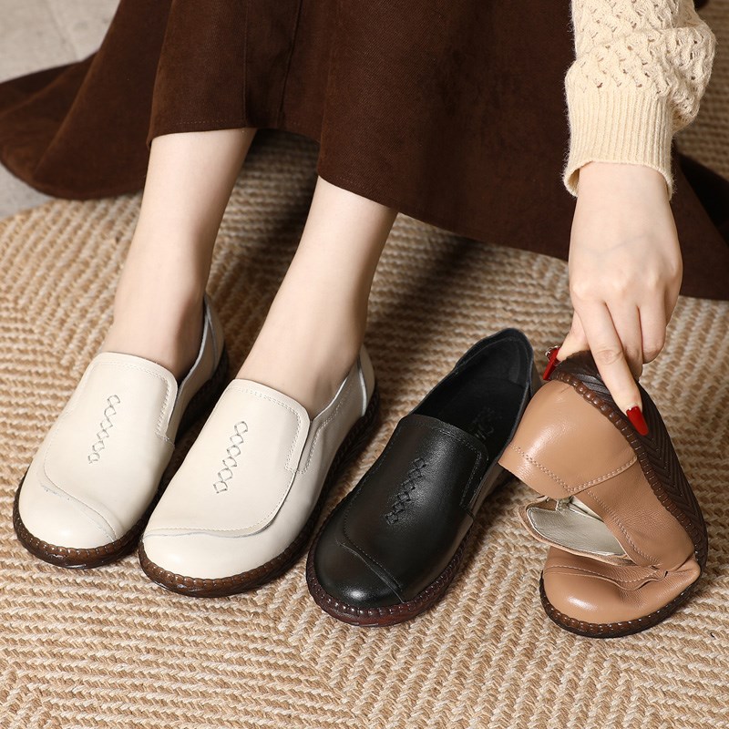 牛筋底妈妈鞋春秋新款舒适百搭休闲单鞋女真皮防滑平底中老年皮鞋