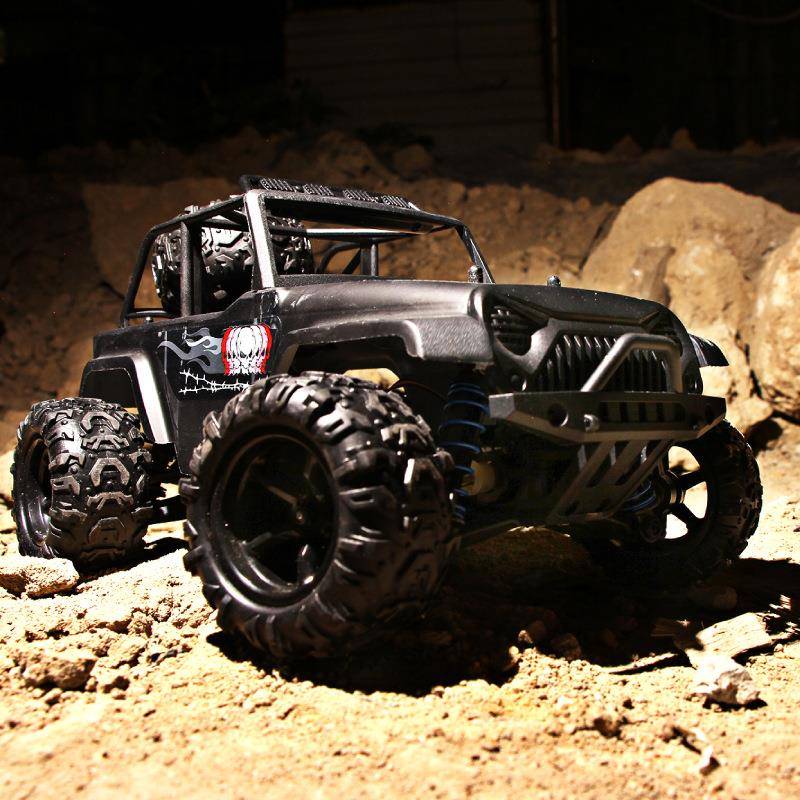 专业rc鹏翔9304全比例1:18四驱遥控汽车高速越野攀爬漂移赛车