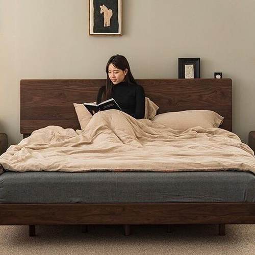 黑胡桃木全实木床北欧原木复古双人床小户型主卧1.8米