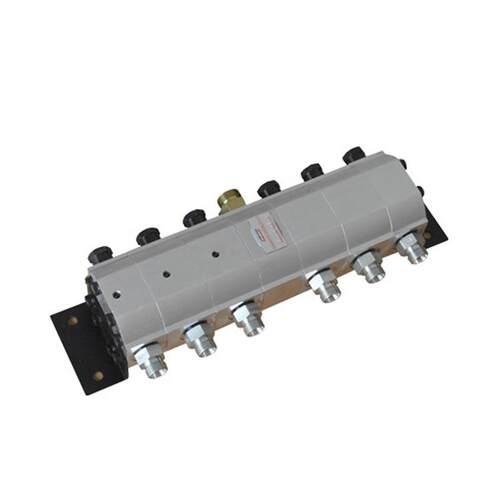 FMA-6-2.1型齿轮同步分流马达(带过载1分6）带接头