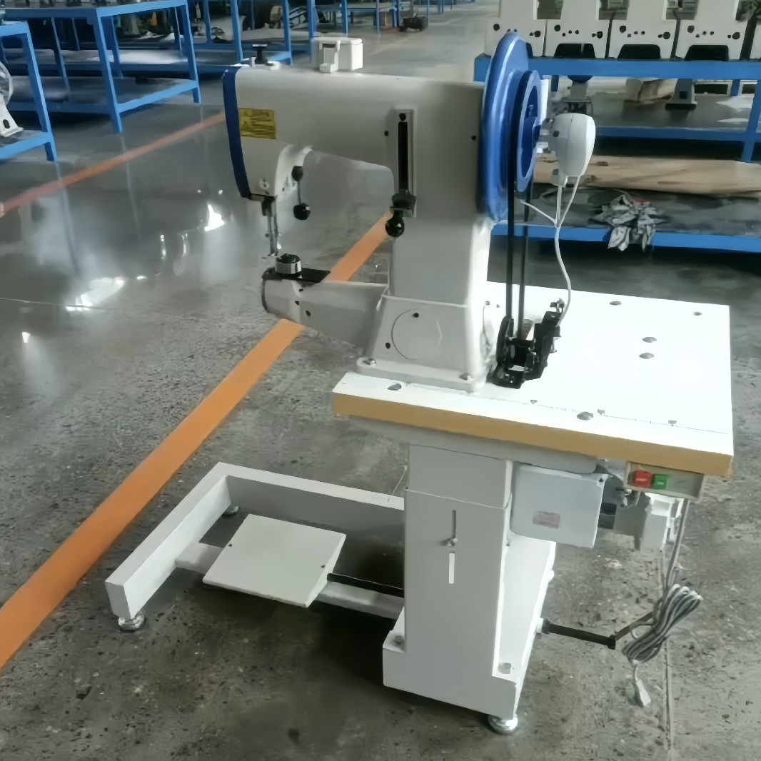 沙滩鞋外线缝纫机 205C马克线中底复合送料缝纫机 棉鞋鞋底缝纫机