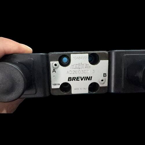 电磁阀AD2E03CM3  AD3E16FM 3 液压阀brevinifluid power原装ARON