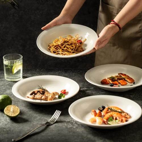 【粉丝福利】4只装约9.3英寸简约北欧风陶瓷创意圆盘西餐盘餐具