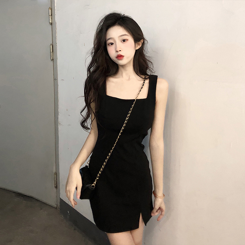 黑色性感吊带连衣裙女夏季方领无袖运动风包臀短裙收腰开叉t恤裙
