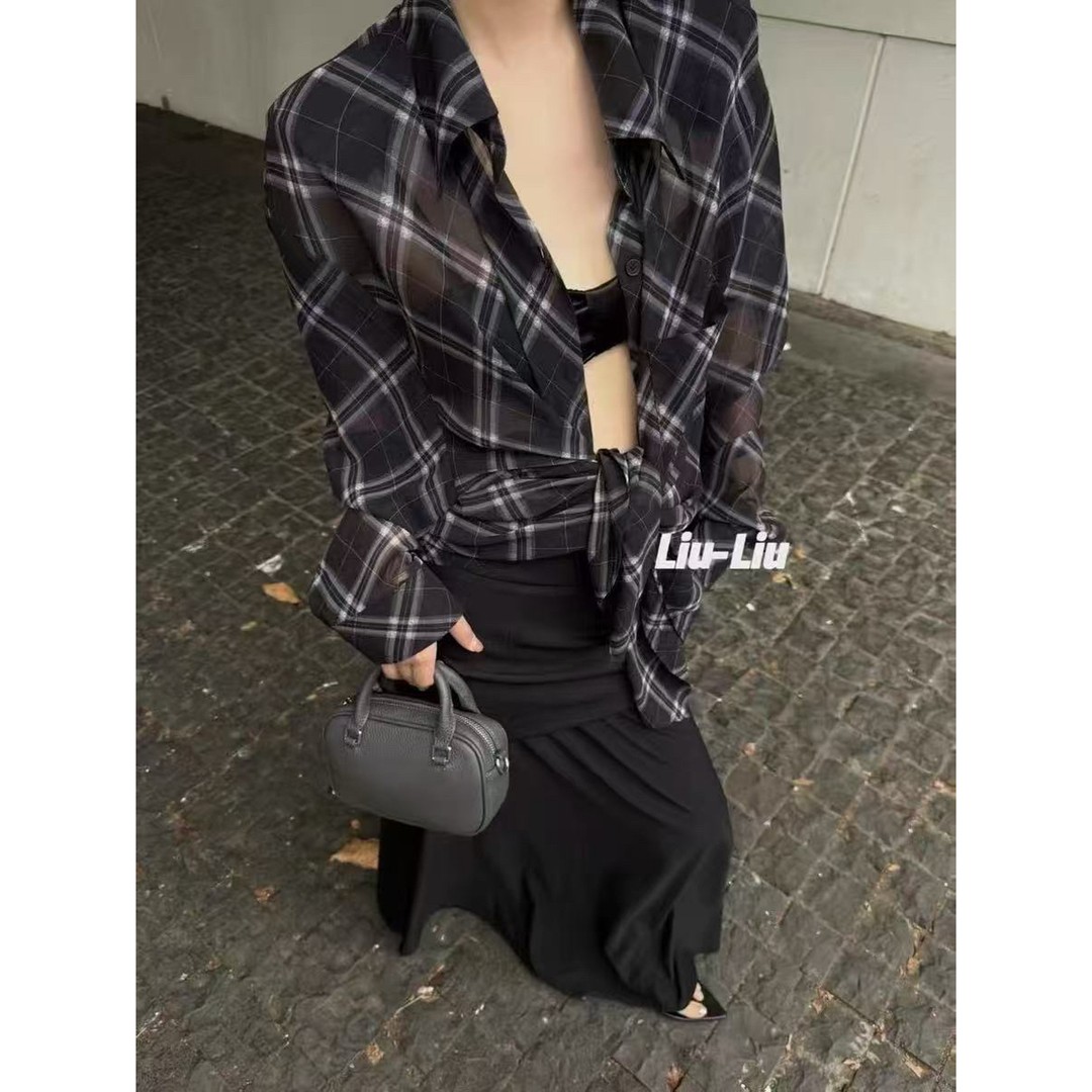 大码黑色翻领格子长袖防晒衬衫女夏天薄款慵懒风宽松休闲气质上衣
