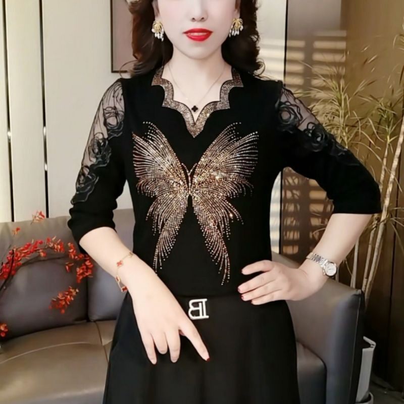 早秋新款时尚V领烫钻镂空漏肩洋气百搭大码气质显瘦女士上衣小衫