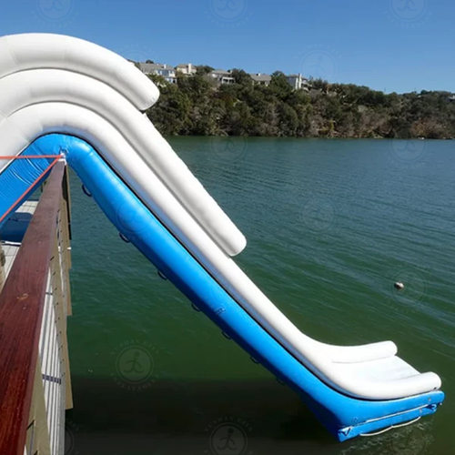 大型水上游乐滑梯充气码头浮台休闲泳池浮台inflatable dock