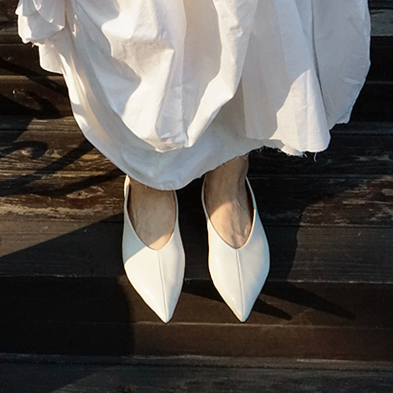 Lux Seven 2026新款白色仙女鞋踩喜感女巫鞋少女心尖头平底单鞋,女鞋,浅口单鞋,淘宝优惠券,粉丝福利购,淘宝优惠卷