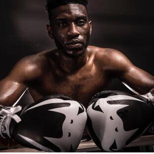 VENUM毒液巨人绑绳比赛专用拳套纳帕真皮拳击手套散打MMA泰国手工