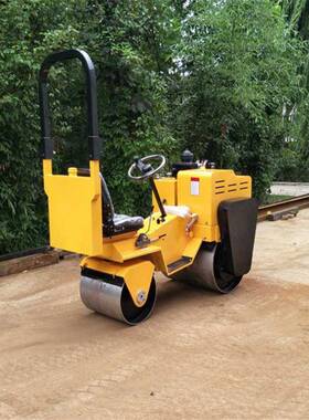 5吨SDBM5000型工程施工座驾式双钢轮小型压路机