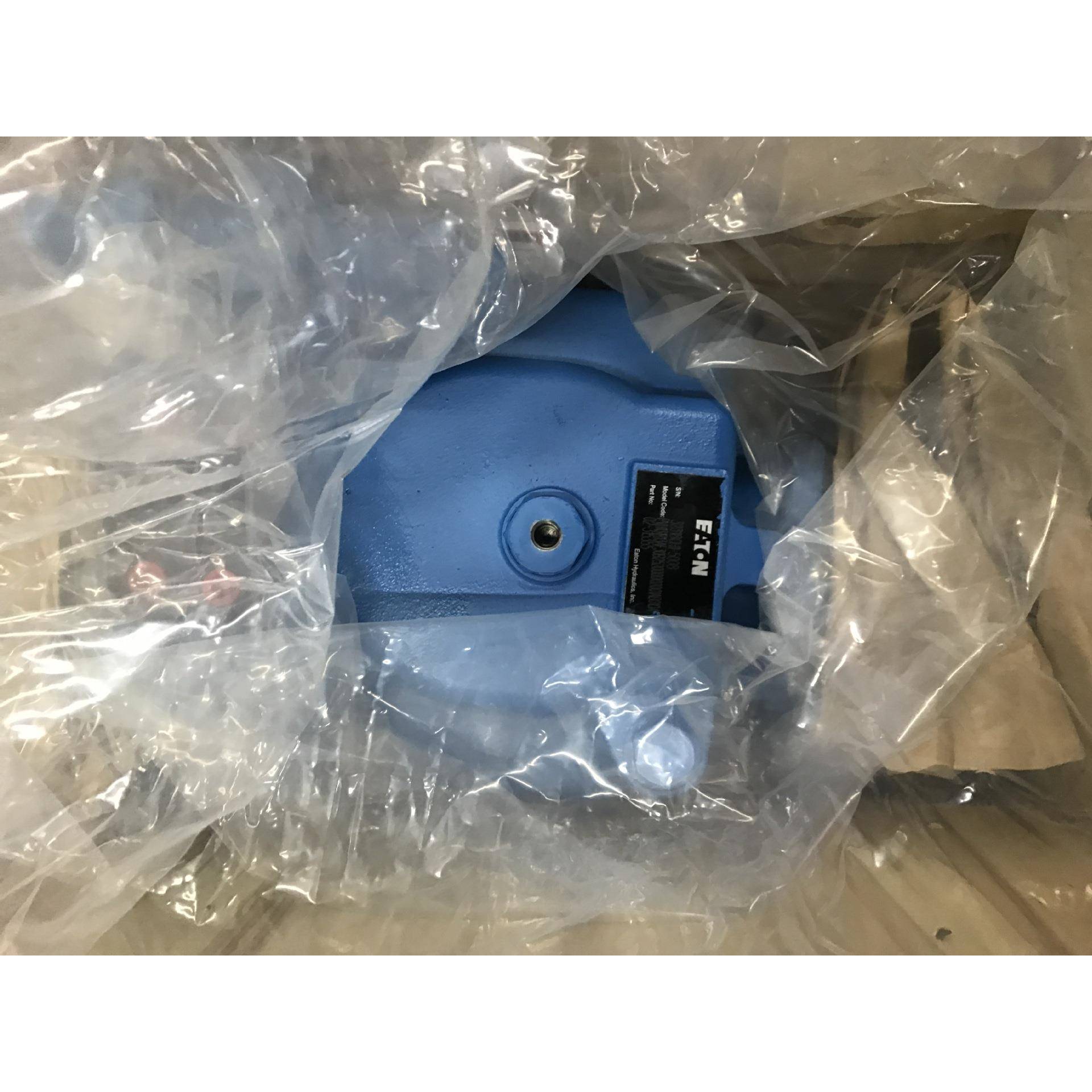 EATON伊顿威格士PVH063R01AA10H002000AW1001AB010A柱塞泵