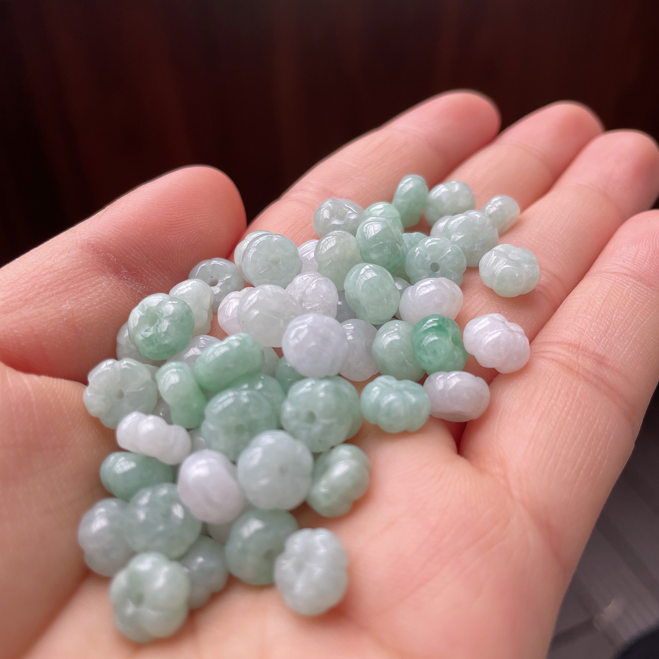 天然翡翠玉石散珠南瓜子转