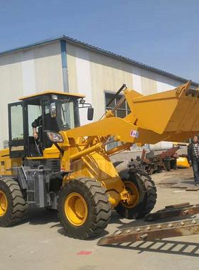 铲土后挖两头忙 轮式挖掘机 多功能装载机两头忙