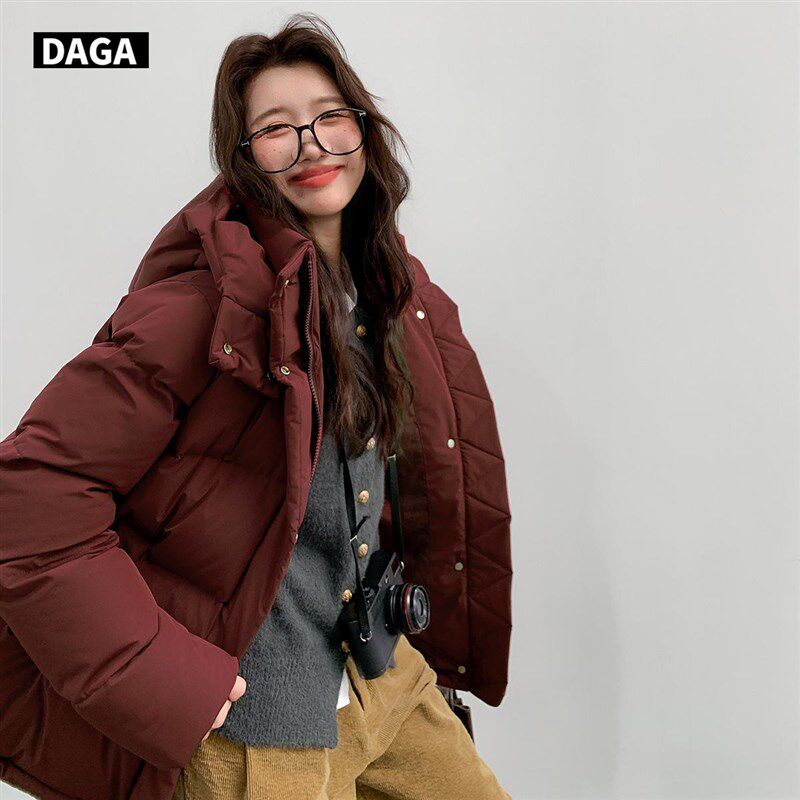 DAGA高定新年红色短款羽绒服女士高端洋气小个子外套冬季2025新款