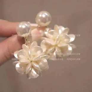 「温柔花海」纯银耳钉法式简约花球复古米白色珍珠花朵耳环女耳饰