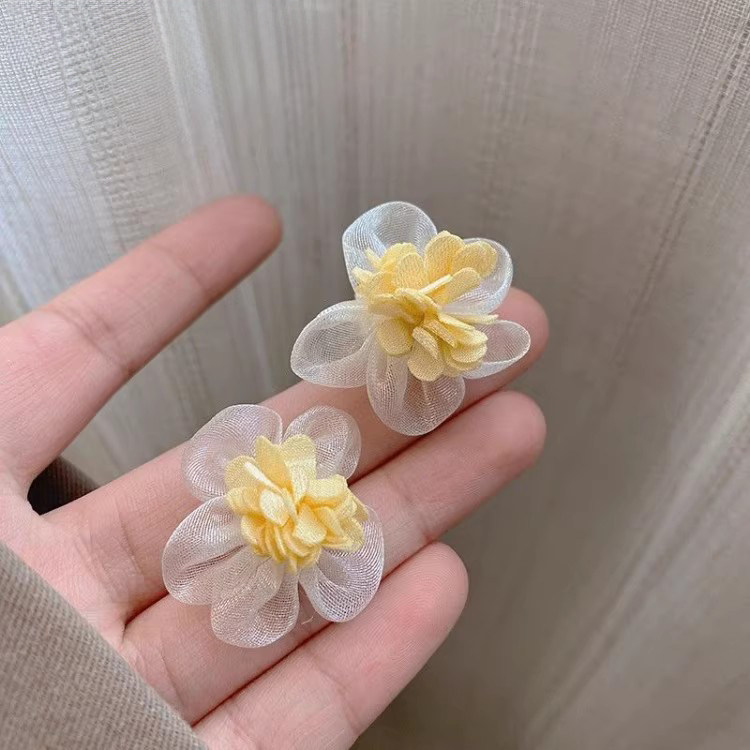 纯银耳钉布艺花朵女春夏甜美仙气耳环小众独特度假风海边百搭耳饰