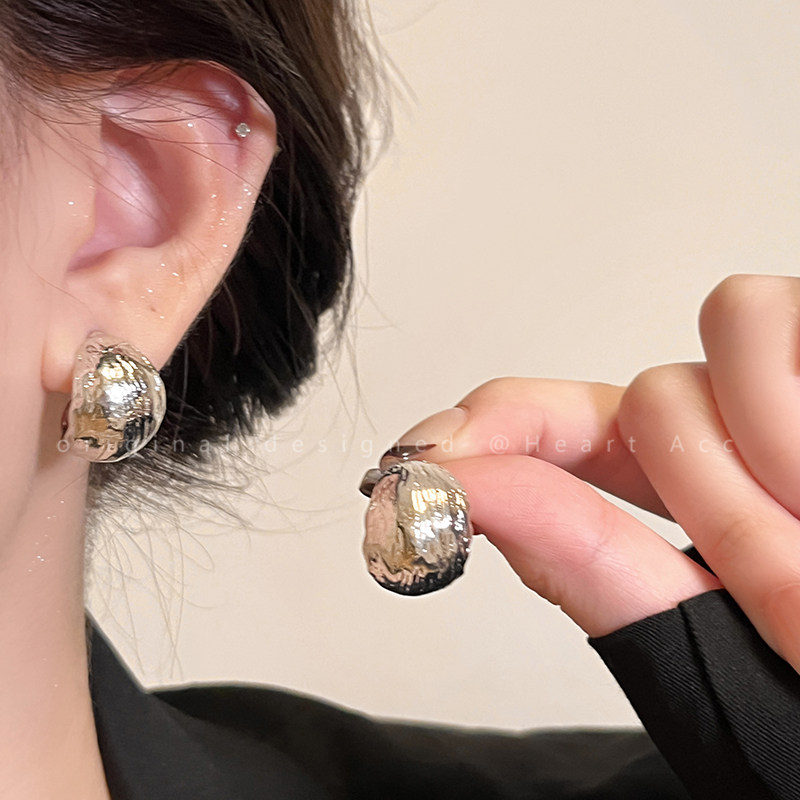 纯银耳钉金色纹理金属耳环女轻奢气质高级感冷淡风适合圆脸耳饰品,饰品/流行首饰/时尚饰品新,耳钉,淘宝优惠券,粉丝福利购,淘宝优惠卷