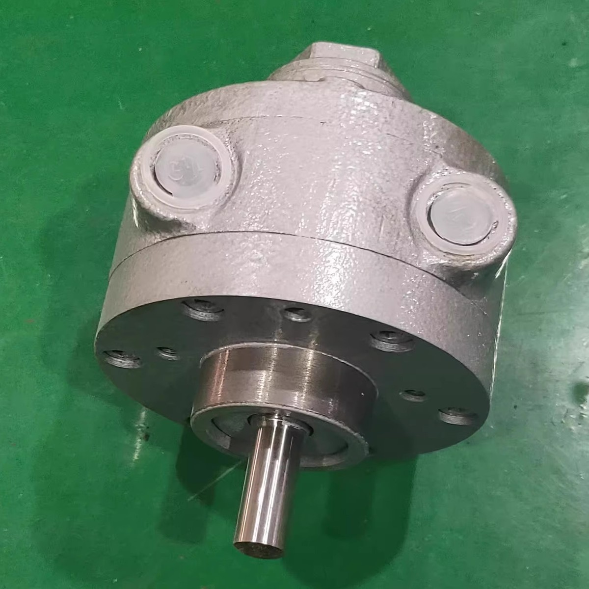 4AM-NRV-22B工业级叶片式气动马达AM410型号高转速瞬时正反转