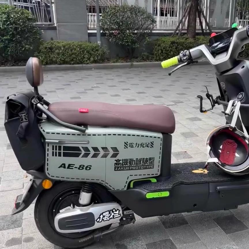 适用于台铃超能S赤兔/苍穹电动车身机甲改装贴纸配件车头装饰贴花