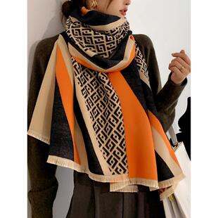 羊绒双面可戴披肩围巾秋冬保暖送妈妈长辈岳母轻奢洋气新年礼厂家