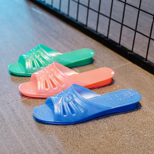 水晶拖鞋浴室老牌子女生妈妈夏季果冻透明鞋家居休闲洗澡老式凉鞋