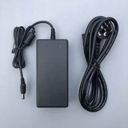 适用于Spande Q100C光量子100W充电源便携式摄影芯填充光电源适配器电缆