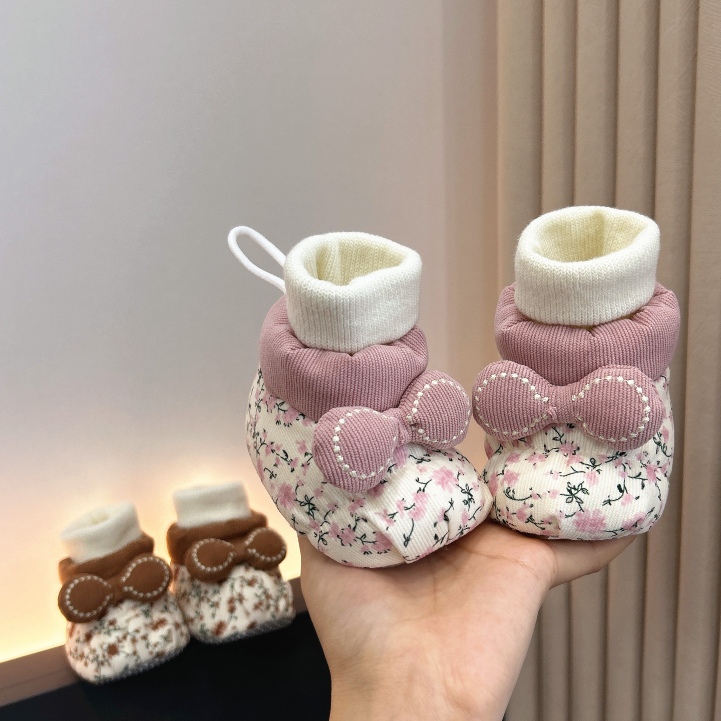 秋冬季婴儿软底保暖高筒防掉鞋袜