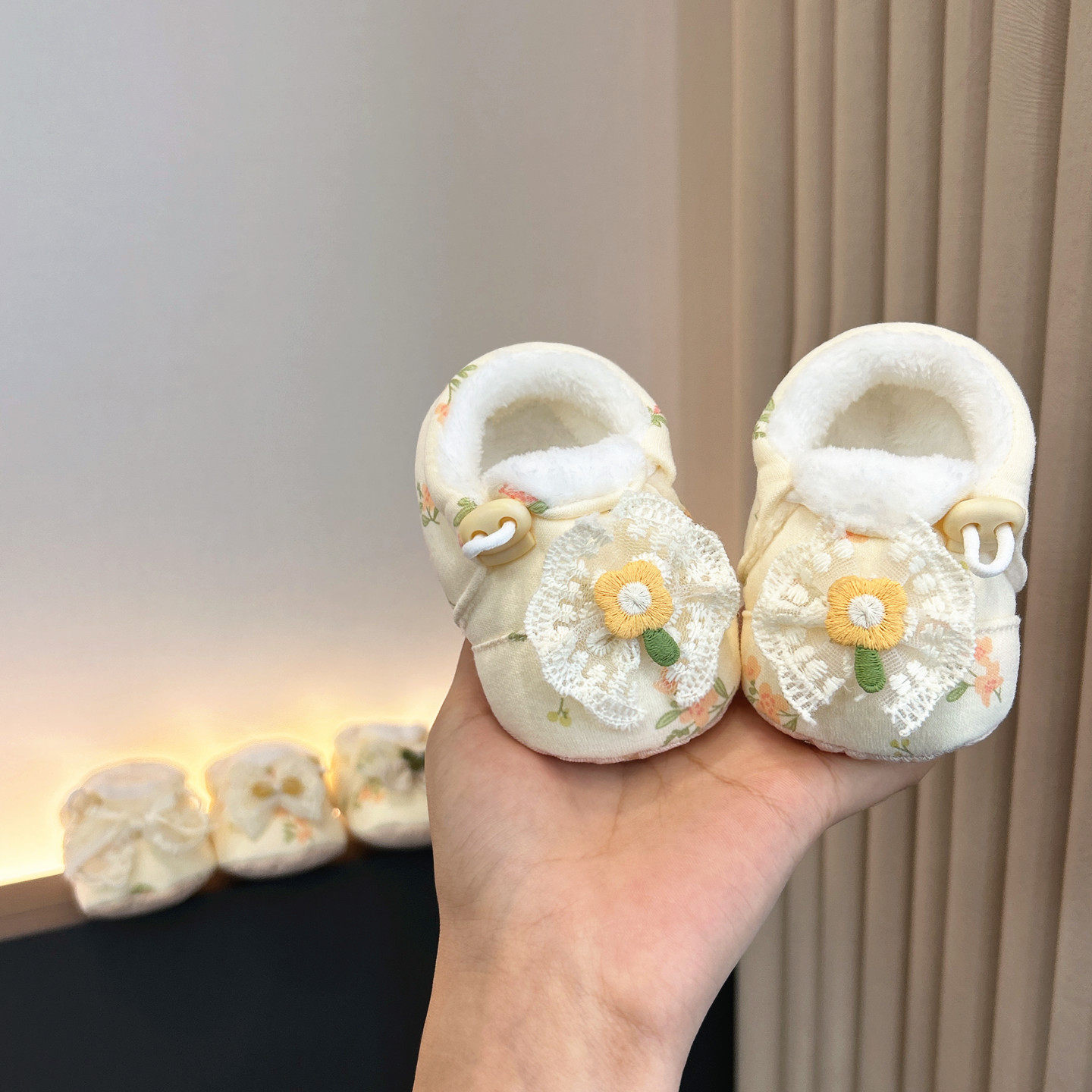 婴儿鞋秋冬季加绒棉鞋女宝小月龄软底鞋松紧带布鞋不掉鞋套0一1岁,童鞋/婴儿鞋/亲子鞋,婴儿步前鞋/袜鞋,淘宝优惠券,粉丝福利购,淘宝优惠卷