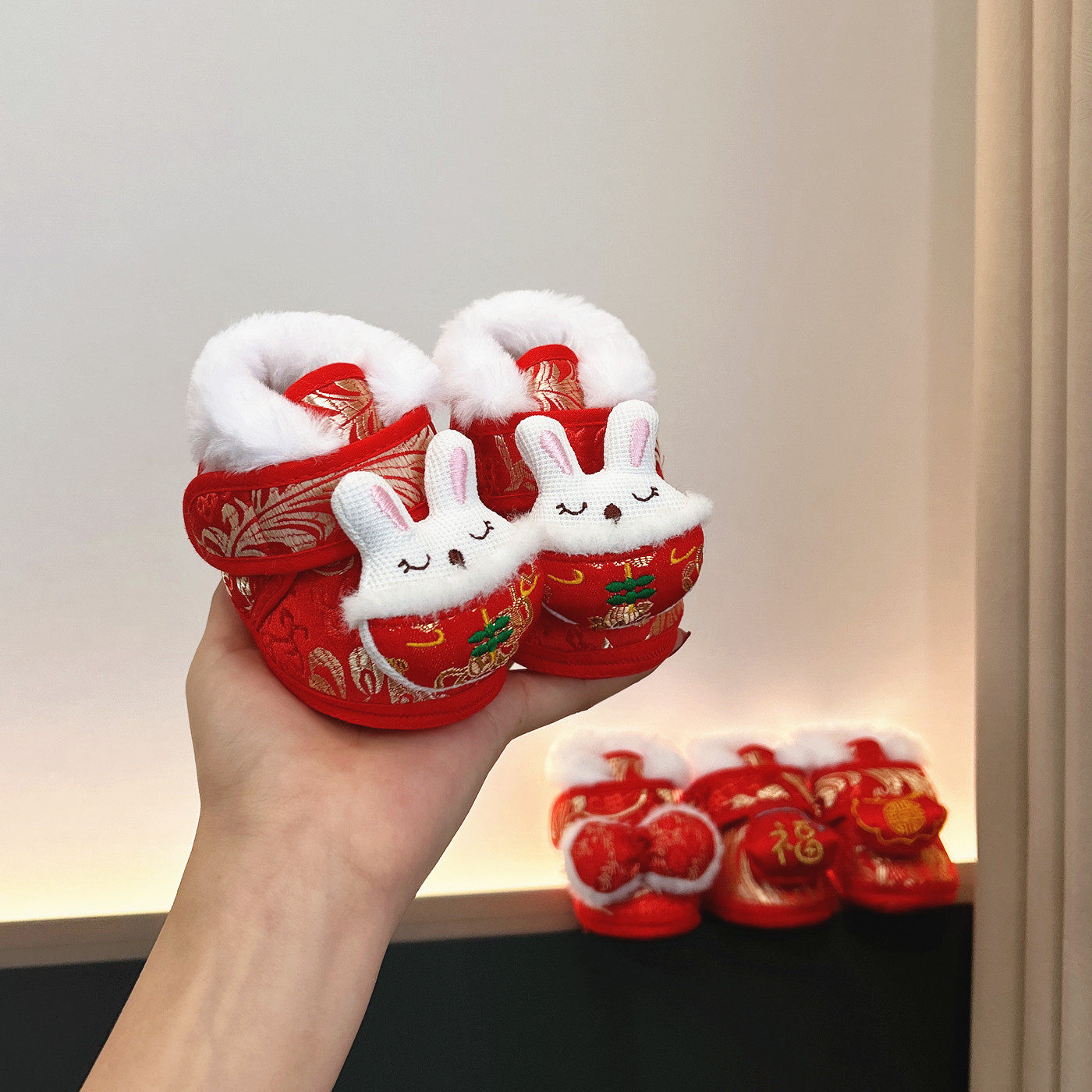 红色婴儿鞋子冬季男女小月龄婴幼儿宝宝袜鞋满月百天加绒防掉跟,童鞋/婴儿鞋/亲子鞋,婴儿步前鞋/袜鞋,淘宝优惠券,粉丝福利购,淘宝优惠卷