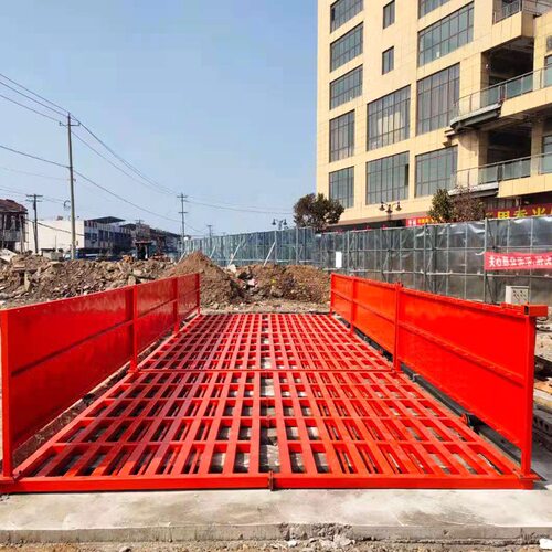 鲁鸿12米加长款工程车辆冲洗平台 矿区洗轮机厂家 工地洗车机