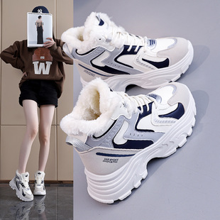 街拍学生跑步运动鞋 ins韩版 新款 2025冬季 休闲 厚底加绒老爹鞋