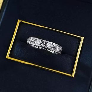 摩登圣饰S925纯银轻奢菱格蕾丝戒指女雕花镂空几何纹精致镶钻指环