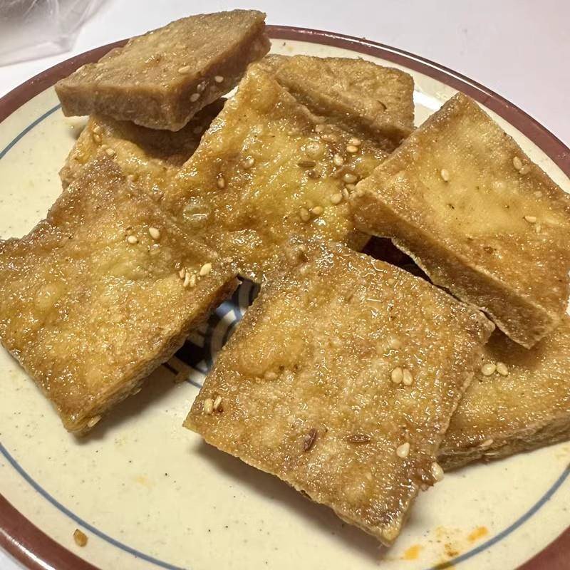 正宗高博店特色五香麻辣豆腐干五香麻辣豆腐卷纯豆制品即食食品