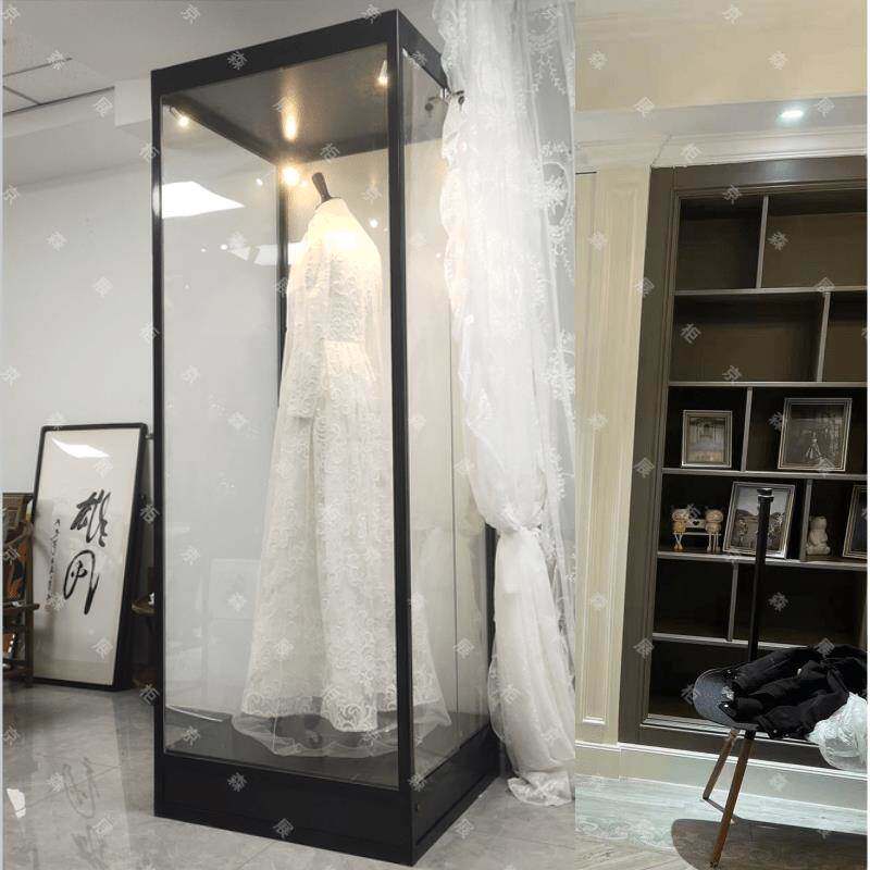 服装模特展示柜婚纱玻璃橱窗民族服装透明展览柜馆雕像展览陈列柜
