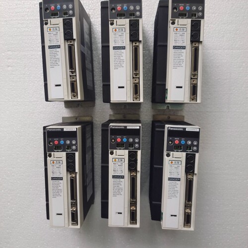 松下驱动器MSDA043A1A二手拆机功能包好  成色9新   拍前询价出售