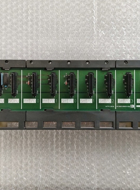 议价三菱PLC底板A178B-S1，原机拆机，功能完好。成色几乎