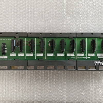 议价三菱PLC底板A178B-S1，原机拆机，功能完好。成色几乎